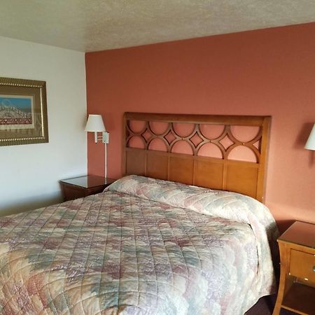 Cayce Masters Inn I-26 المظهر الخارجي الصورة
